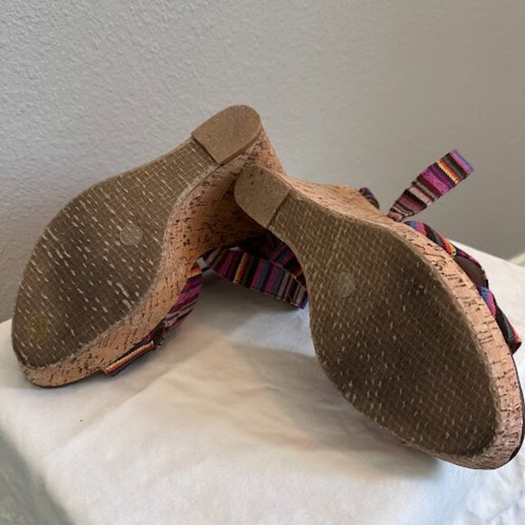 Chinese Laundry Wedge Colorful Heels - Picture 5 of 6